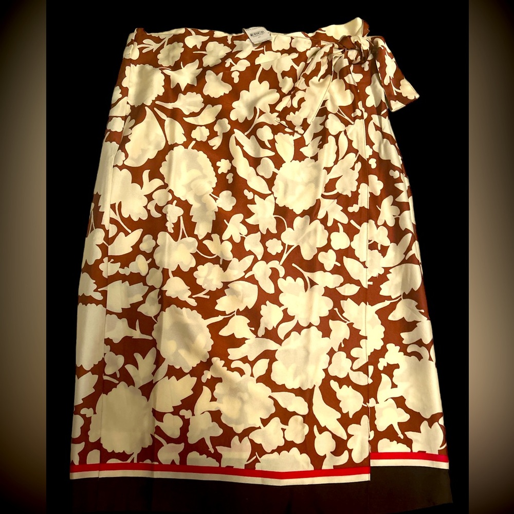 Ann Taylor MIDI Skirt- Size 8 NWT